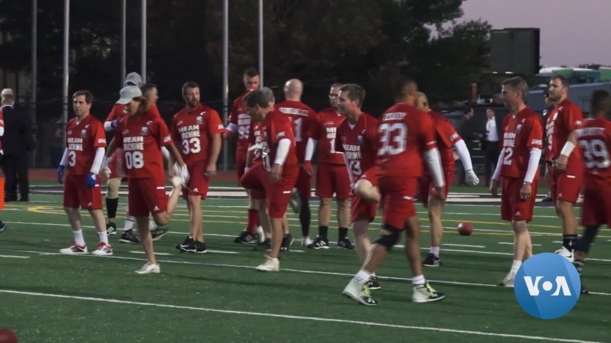 Lawmakers Put Their Differences Aside at Charity Congressional Football