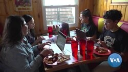 Young Hispanic Voters in Iowa Ready to Vote in Caucuses 