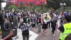 区选后香港示威者再次堵路 高呼“救学生”口号