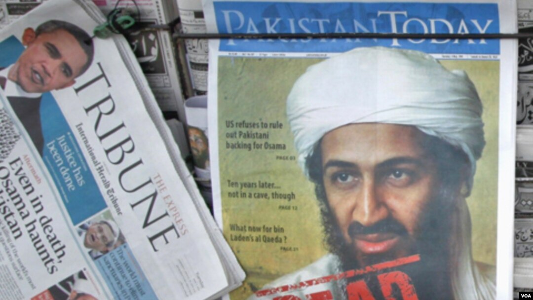 Koran-koran Pakistan memuat berita utama tewasnya Osama bin Laden (3/5).