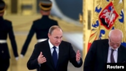 1일 블라디미르 푸틴 러시아 대통령이 모스크바 크렘린궁에서 '시민 사회와 인권을 위한 대통령 자문기구'와 만남을 가졌다. 