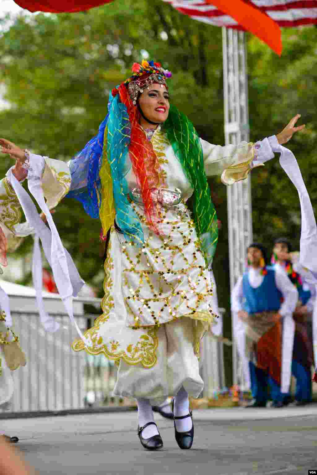 Turkcha raqs, Vashingtondagi turk festivalidan, 29-sentabr, 2013-yil