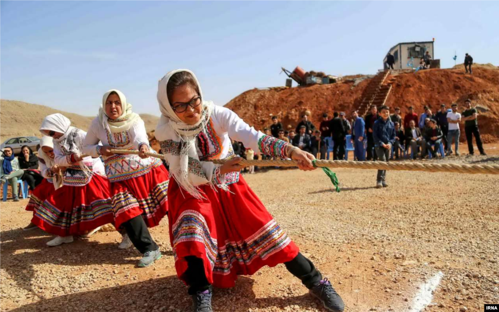 بجنورد- جشنواره بازی های بومی و محلی خراسان شمالی عکس: وحید خادمی&lrm; 