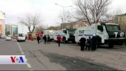 Hunermend û Ronakbîr Diçin Hawara Sur'ê