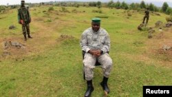 剛果民主共和國反政府武裝M23領導人比西姆瓦接受媒體採訪。(2013年8月2日資料照）
