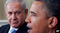 President Barack Obama (r) meets with Israeli Prime Minister Benjamin Netanyahu in the Oval Office of the White House, May 20, 2011