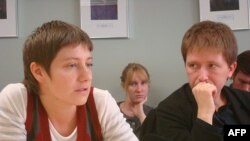 წიგნ "ახალი არისტოკრატიის" ავტორები რუსი ჟურნალისტები ირინა ბოროგანი და ანდრეი სოლდატოვი