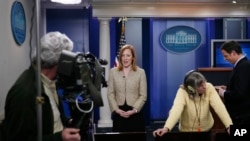 2011年2月16日，时任白宫副通讯联络主任的珍·普萨基在白宫新闻室。