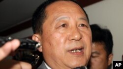 Nhân vật đứng đầu quân đội Bắc Triều Tiên, Phó Nguyên soái Ri Yong Ho