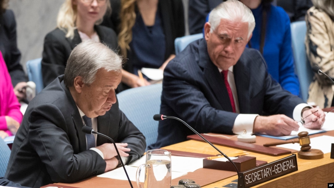 Sekjen PBB António Guterres (kiri) berbicara di DK PBB untuk membahas Korea Utara (foto: dok). 