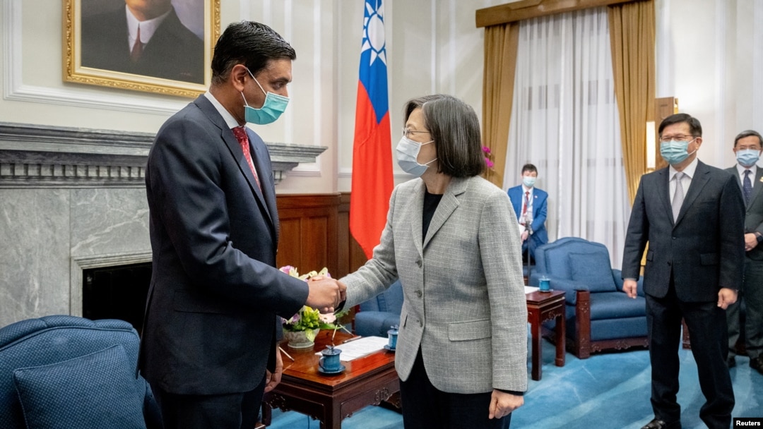 Tổng thống Đài Loan Thái Anh Văn tiếp Dân biểu Hoa Kỳ Ro Khanna, ngày 21/2/2023.
