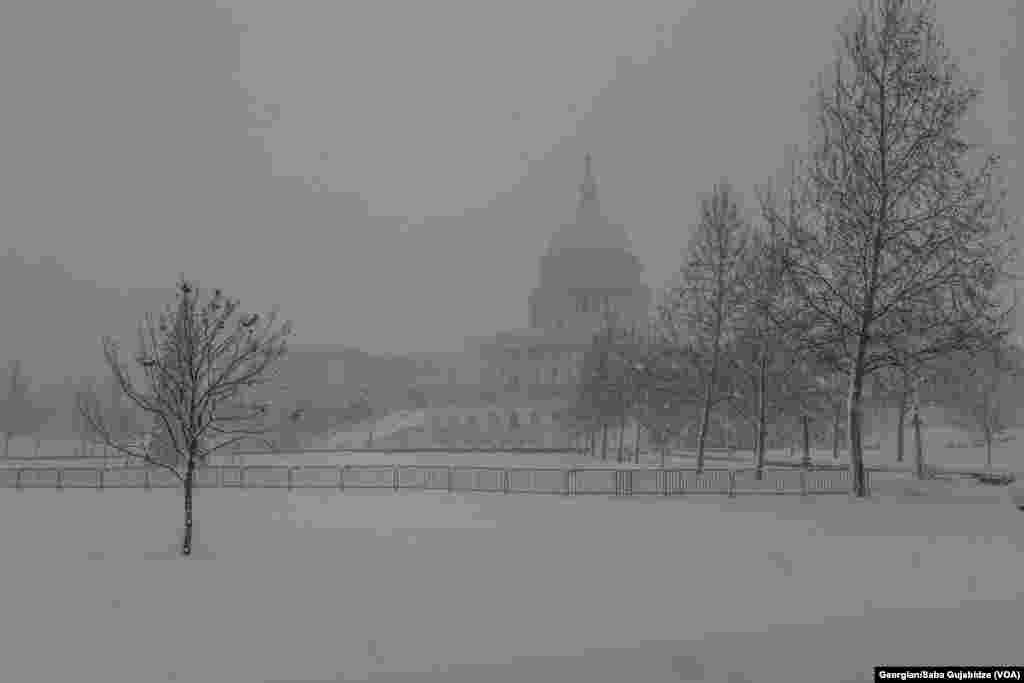 snow in D.C. - January 3.2022