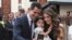 Juan Guaidó, el presidente interino de Venezuela, es el mayor de seis hermanos, está casado y tiene una hija de un año y medio.