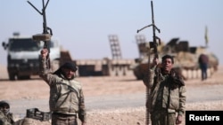 Бійці Сирійських демократичних сил у районі на північ від Ракки