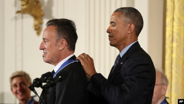 Bruce Springsteen recibe la Medalla Presidencial de la Libertad