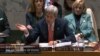 美國國務卿克里針對敘利亞問題發表看法。聯合國即將就敘利亞政治過渡舉行談判。（VOA視頻截圖）