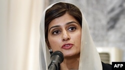 Menteri Luar Negeri Pakistan, Hina Rabbani Khar di Islamabad menegaskan perlunya perbaikan hubungan dengan Amerika (foto: dok).