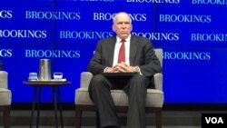美国中央情报局局长布伦南在华盛顿智库布鲁金斯学会发表演讲（2016年7月13日，美国之音莉雅拍摄）