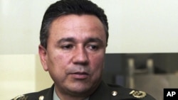 El fiscal del caso, Neil H. MacBride, afirmó que el general colombiano Mauricio Santoyo habría cometido los delitos entre el año 2000 y 2008. 