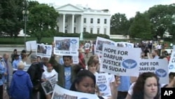 The march called Hope for Darfur, Justice in Sudan was organized by the Darfur Interfaith Network. Christians, Muslims, Jews and other faiths participated in congregations throughout the Washington area, 23 May 2010