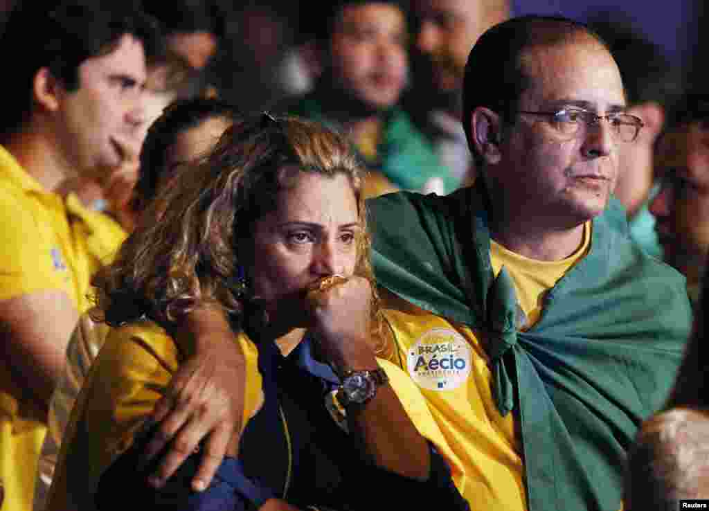 Em Belo Horizonte, a derrota de Aécio Neves para Dilma Rousseff deixa os seus apoiantes desolados. Eleições Brasil, 26 Outubro, 2014