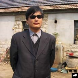 Chinese activist Chen Guangchen