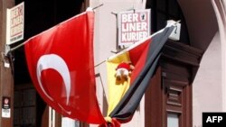 Külahçı: 'Bazı Olumsuzluklar Dışında Almanya Türkler İçin İyi Bir Deneyim'