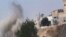 Amaterski snimak granatiranja u sirijskom gradu Homsu
