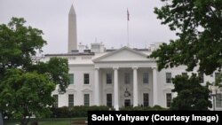 نمایی از ساختمان کاخ سفید در شهر وانشگتن پایتخت ایالات متحده آمریکا