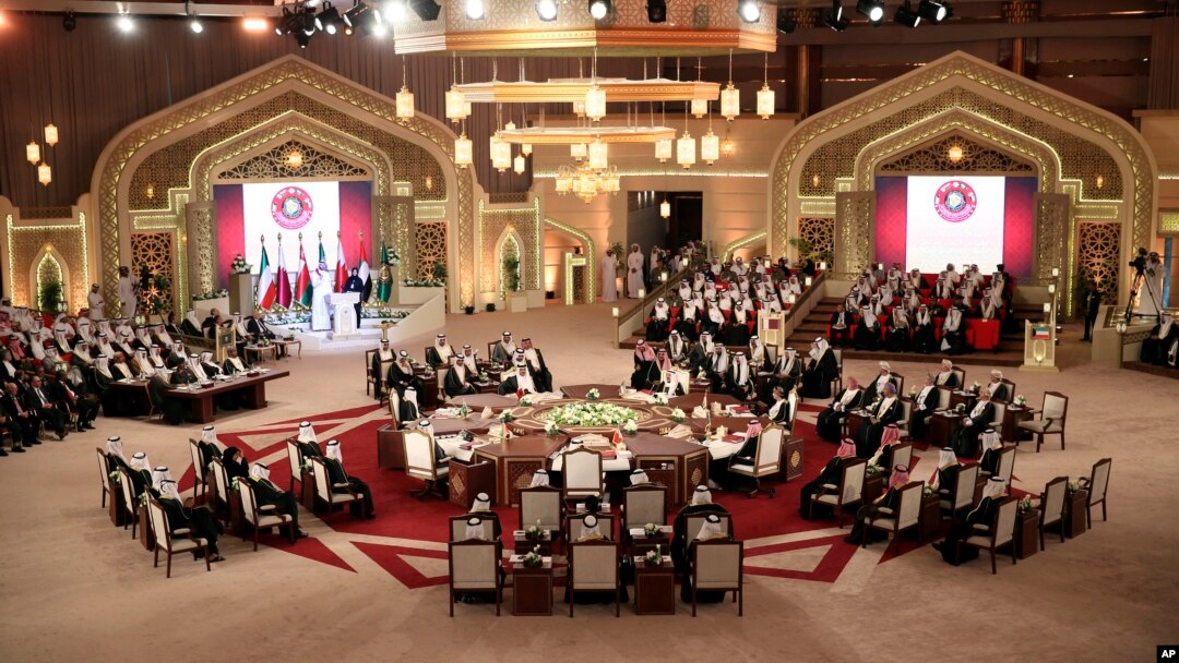 Fors ko'rfazi davlatlari yig'inidan, Doxa, Qatar, 9-dekabr, 2014-yil.