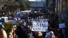هزاران نفر در اعتراض به تمدید دستور خانه‌نشینی در استرالیا به خیابان‌ها ریختند