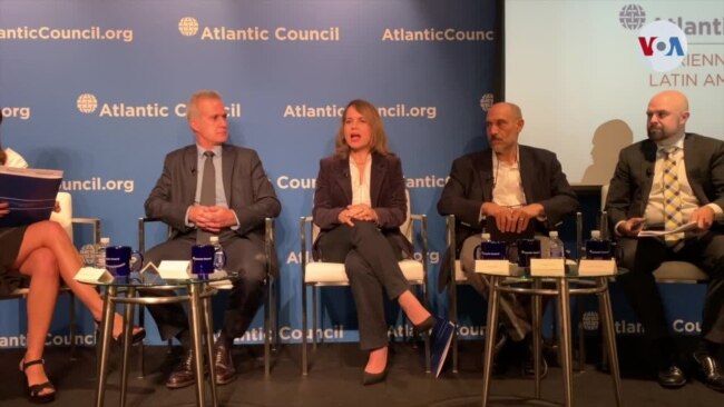 Expertos debaten sobre el incremento de la explotación Ilegal de Oro en Venezuela