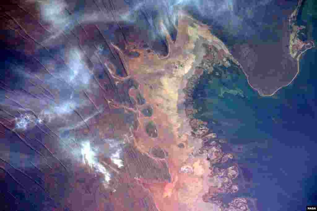 Astronauta americano, Jeff Williams, captura esta fabulosa imagem da costa australiana a partir da Estação Espacial Internacional.