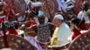 پوپ فرا نسس ایشیا کے دورے کے آغاز پر سری لنکا پنچ گئے
