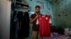 Egyptian Soccer Player Becomes Street Vendor During Crisis