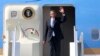 رئیس جمهوری آمریکا هنگام ورود به روسیه برای شرکت در اجلاس رهبران ۲۰ قدرت اقتصادی جهان، ۵ سپتامبر ۲۰۱۳