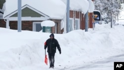 La nieve todavía no se ha ido en Buffalo, pero el próximo problema serán las inundaciones cuando ésta se derrita.