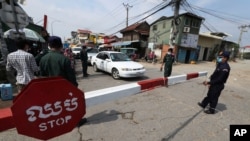 Đường sá ở thủ đô Phnom Penh bị phong tỏa vào ngày 15/4