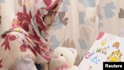 Pakistanka Malala Jusufzai u bolnici "Kraljica Elizabeta" u Londonu