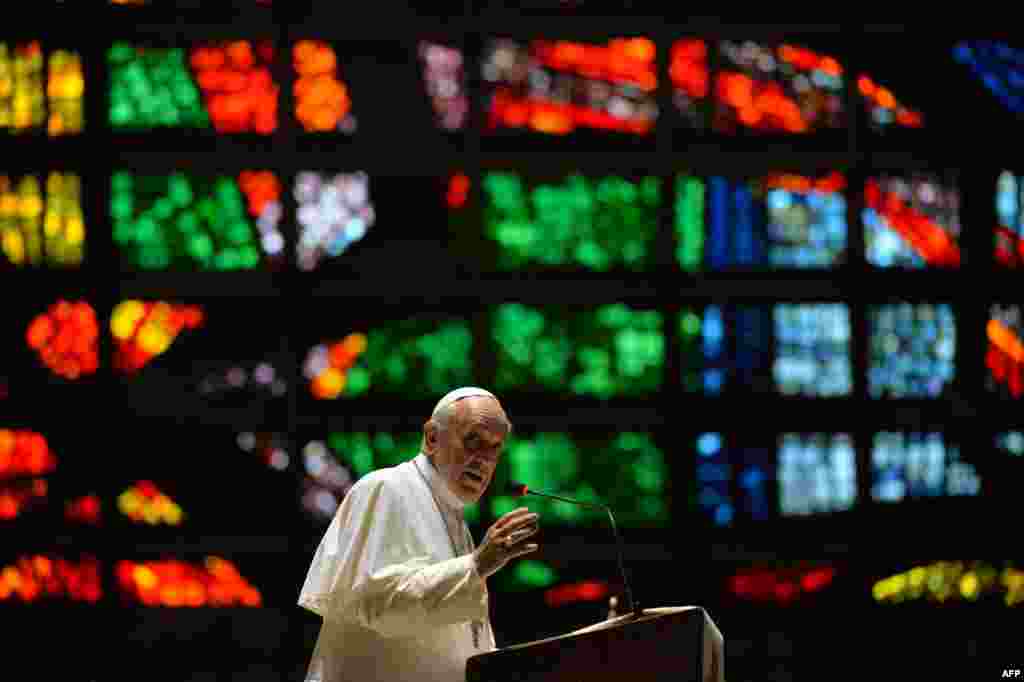 Pope Francis delivers a speech during a visit to the Cathedral of Rio de Janeiro, July 25, 2013. 