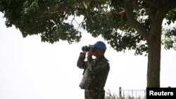 یک عضو هیات ناظر سازمان ملل متحد در بلندی های جولان 