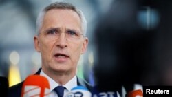 El secretario general de la OTAN, Jens Stoltenberg, habla durante una reunión de ministros de exteriores de la alianza, en Bruselas, Bélgica, el 4 abril de 2023