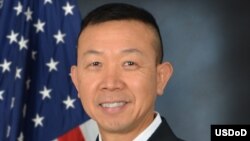 Ông Lapthe Flora, (tên Việt là Châu Lập Thể), trước đó là đại tá trong lực lượng Vệ binh Quốc gia của tiểu bang Virginia ở đông bắc Hoa Kỳ, đã được thăng hàm cấp tướng hôm 6/6/2016.,