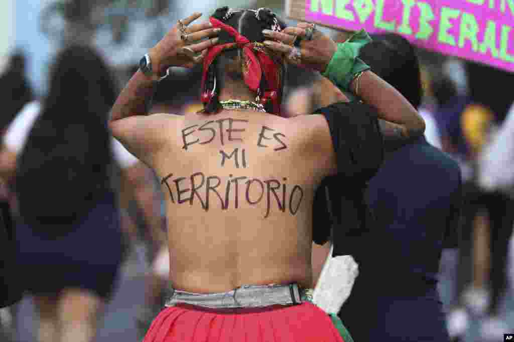 Marcha de protesto pelo Dia da Mulher em Lima no Peru. Esta marcha aconteceu a 7 de Março, 2020