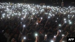 جشن پیروزی طرفداران اسپانیا در شهر مادرید پس از پیروزی ۲ - ۰ در برابر فرانسه