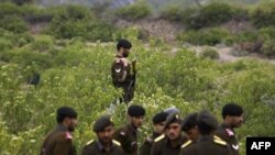 Напіввійськові солдати у племінному районі Пакистану