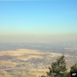 We’re pretty sure that’s Denver in the distance through the smog.