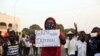 Les derniers efforts de départ négocié de Jammeh se prolongent au-delà de l'ultimatum