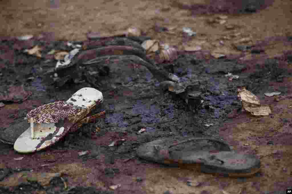 Nigeriya poytaxti Abujada ertalabki portlash kamida 35 odamni hayotdan olib ketdi. Oxirgi ikki yilda eng qonli hujum Boko Haram (G'arb ta'limi xarom) jangari guruhining ishi ekani taxmin qilinadi. 14-aprel, 2014-yil.