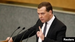 Thủ tướng Nga Dmitry Medvedev nói rằng không còn ai để chính phủ Nga giao tiếp ở Ukraina